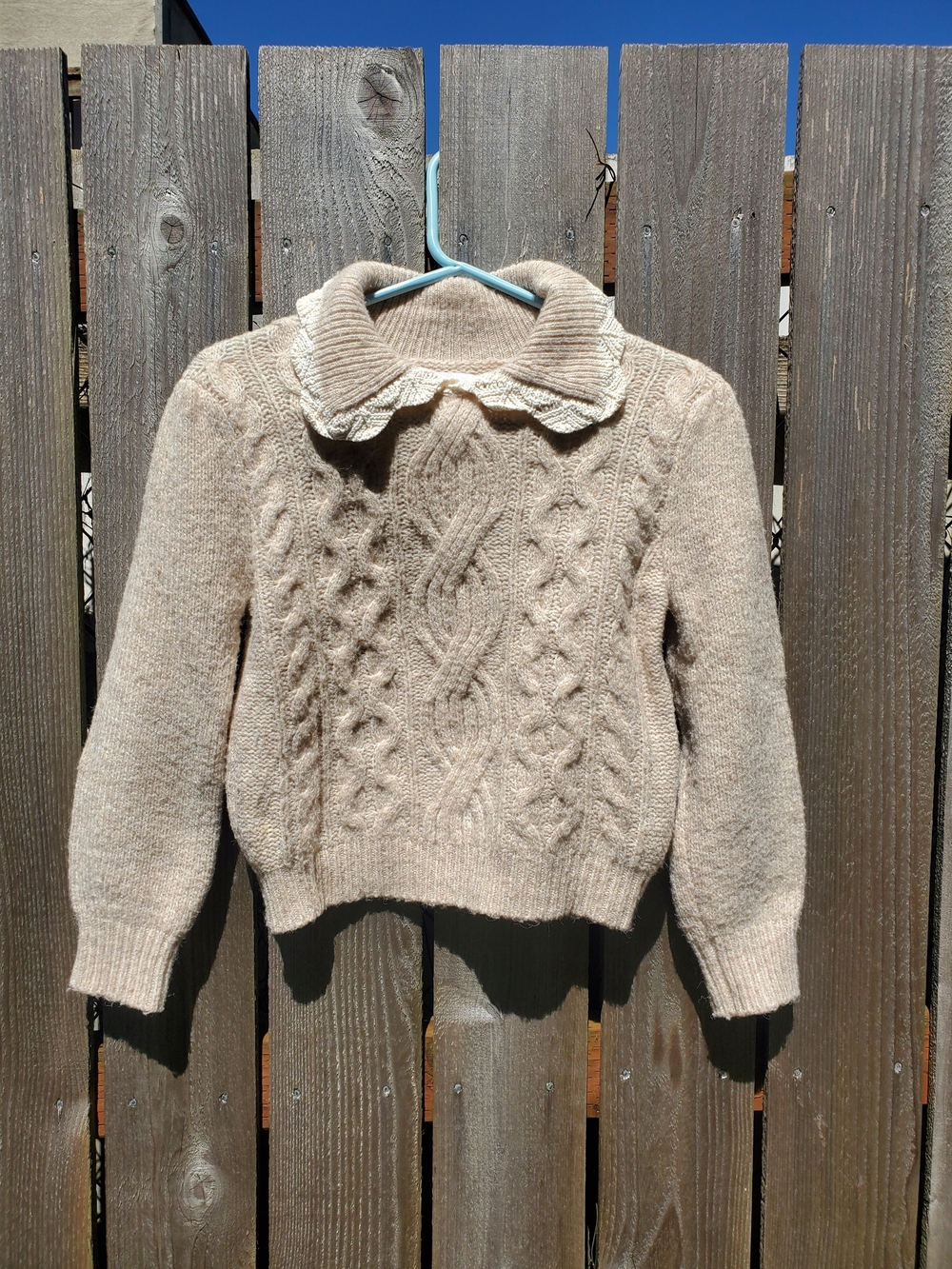ZARA Cream/Light Beige Cable Knit Cropped Collar Sweater Size 9-10 (S/M)